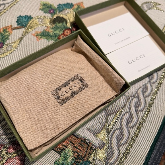 Gucci x Supreme Card Case - Picture 7 of 14